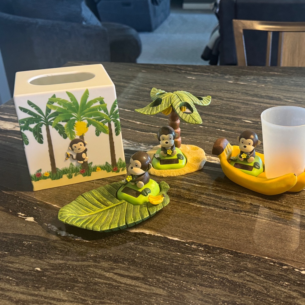 Jungle Monkey Decor Set